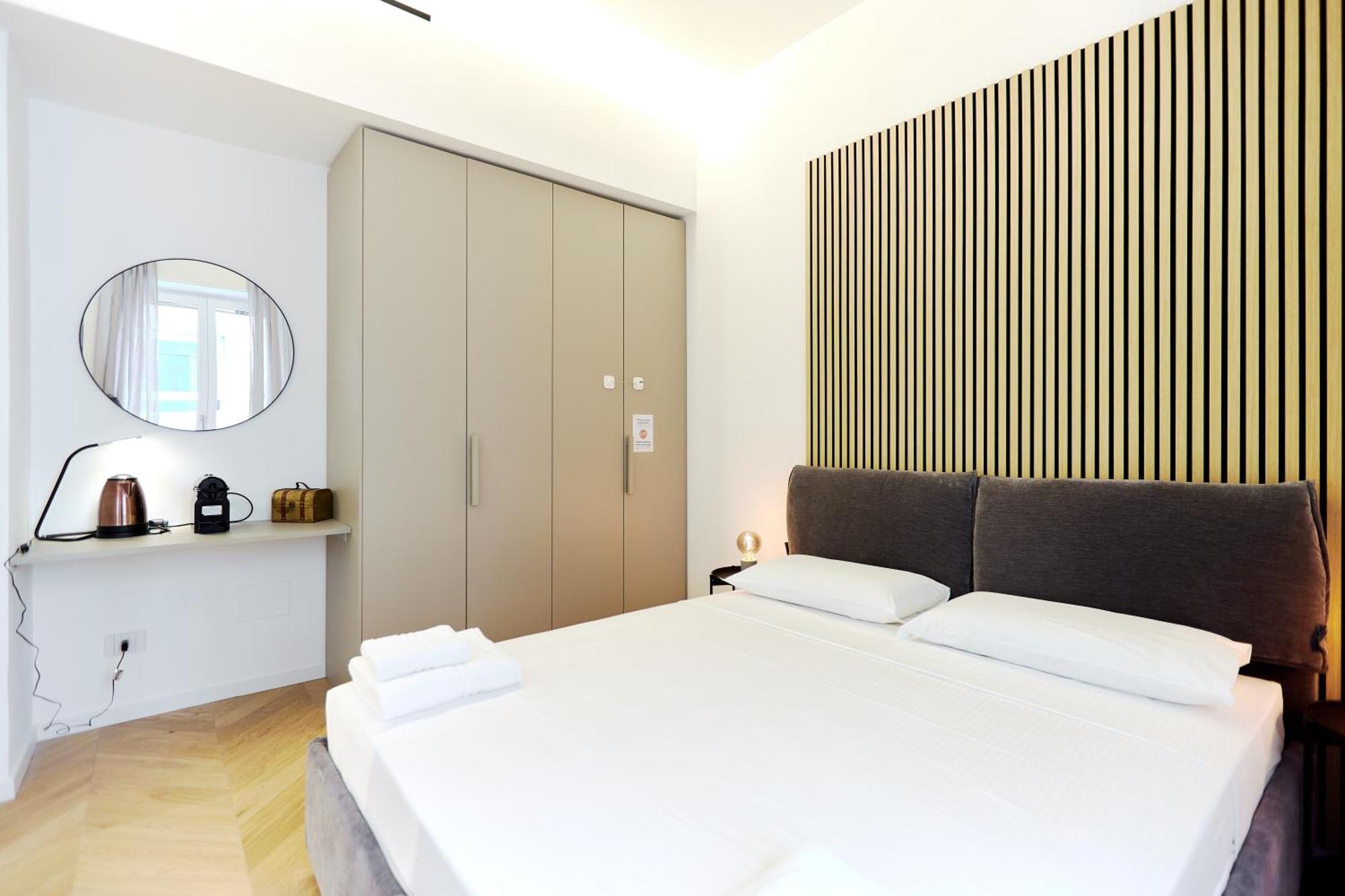 Duomo Imperial Suits - Modern And Comfortable Милан Экстерьер фото